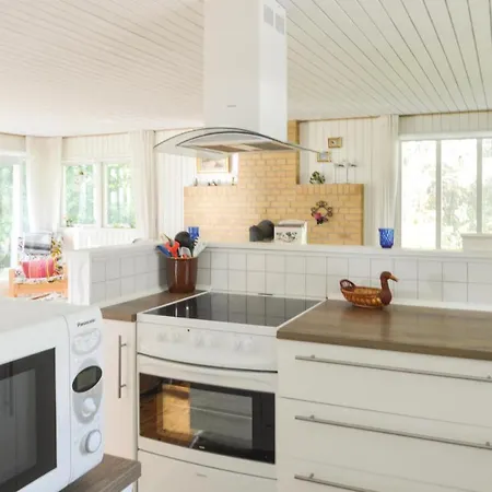 Hébergement de vacances Two-bedroom Holiday In Logstor Løgsted