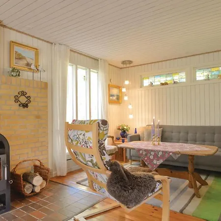 Two-bedroom Holiday In Logstor Hébergement de vacances Løgsted